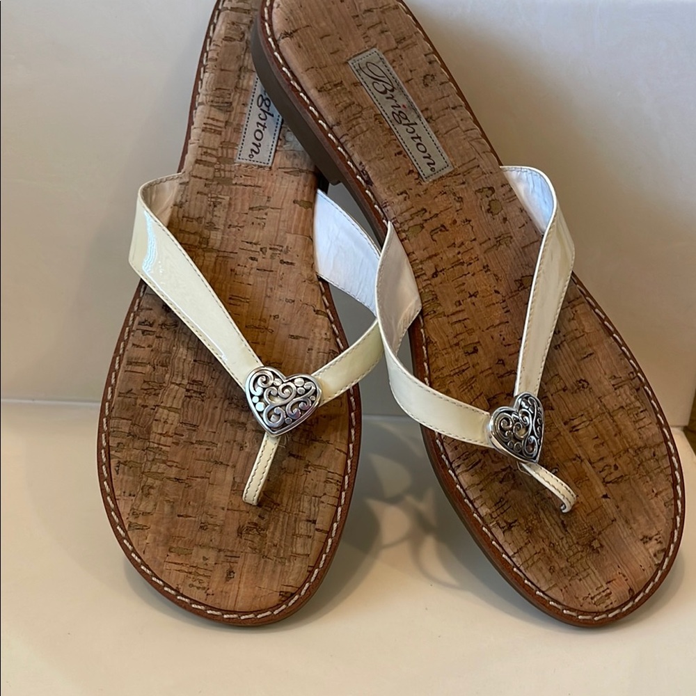 Women's Brighton Cream Flip Flop Sandals with Heart Detail size 10M